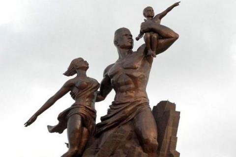 Monument de la renaissance africaine 